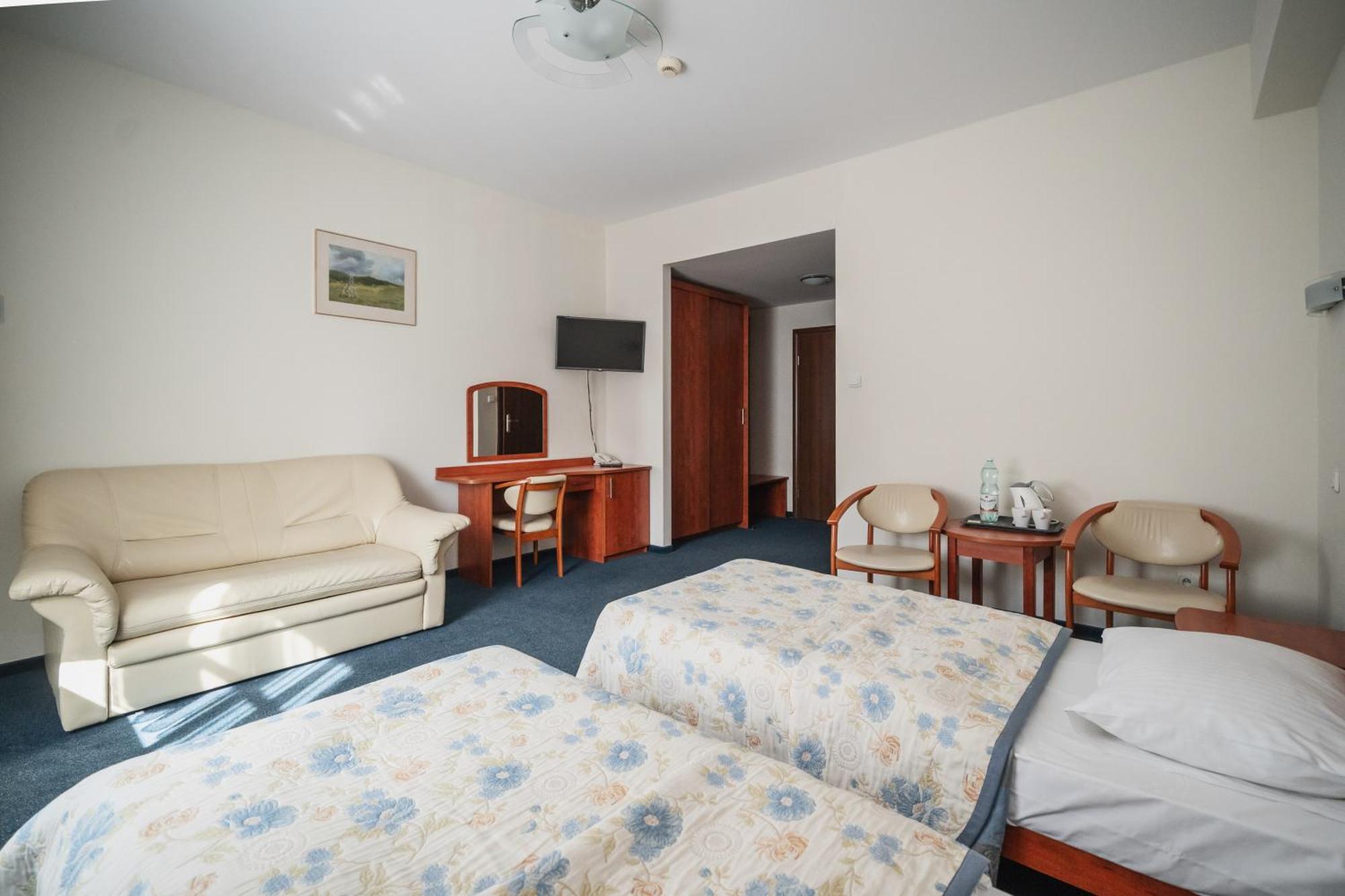 Hotel Jaworzyna Krynicka Krynica-Zdrój Exteriör bild